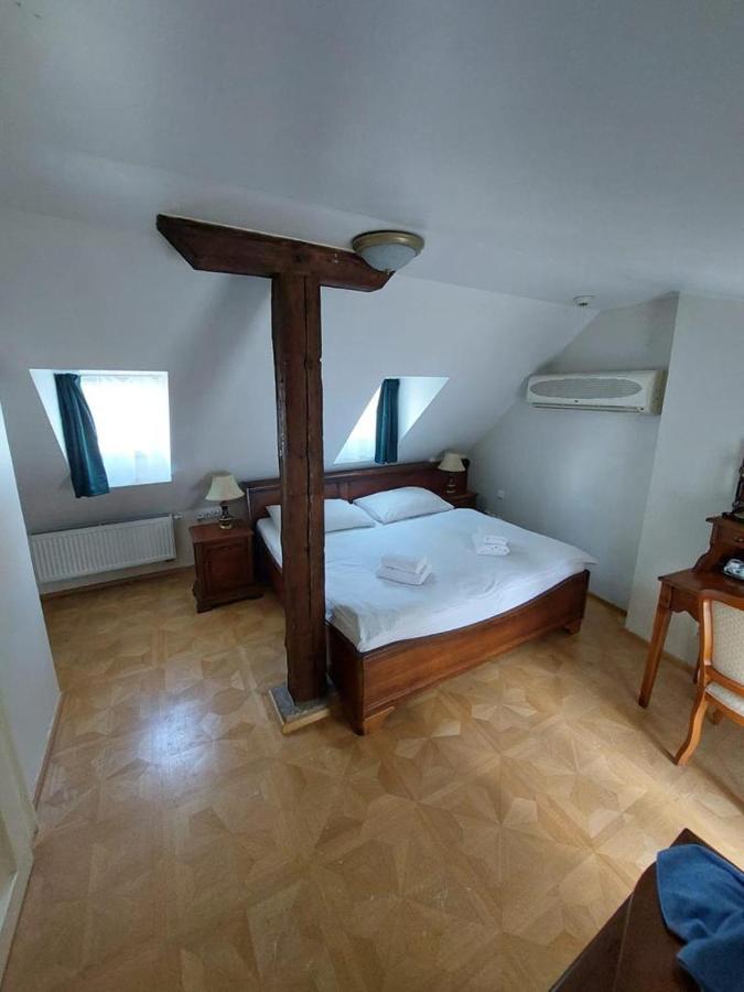 River View Residence By Charles Bridge Prague Extérieur photo