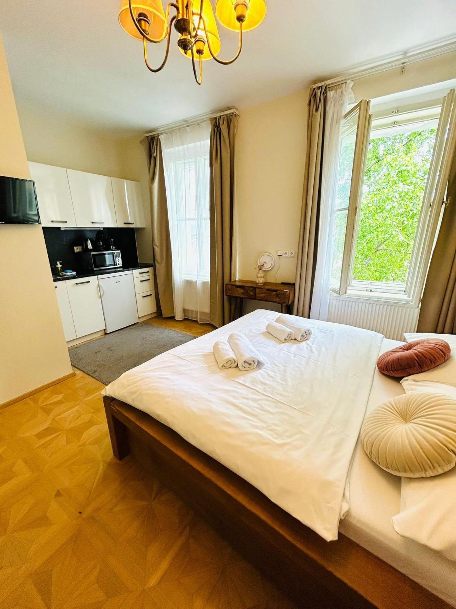 River View Residence By Charles Bridge Prague Extérieur photo