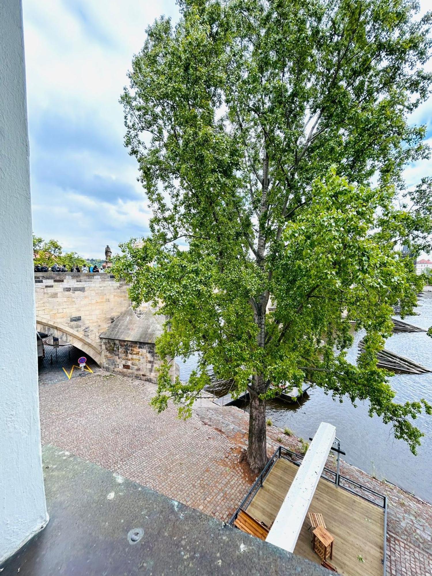 River View Residence By Charles Bridge Prague Extérieur photo